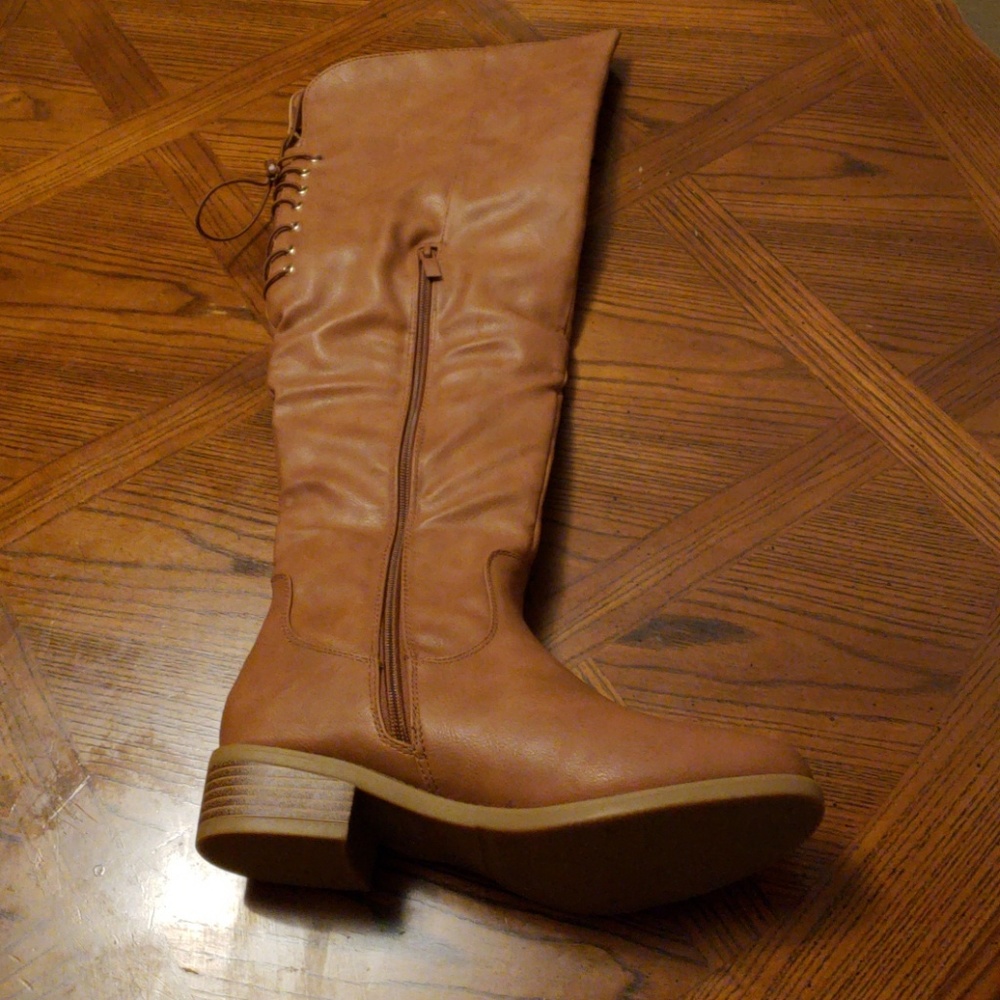 🍁Vegan Leather Tan Riding Boots 🍁 - Picture 4 of 7